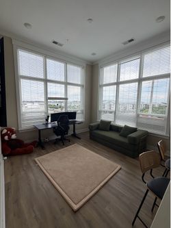 Desktop chair and desk