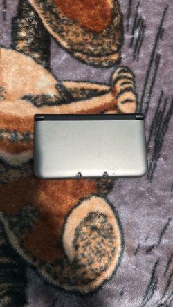 Silver Japanese 3ds ll