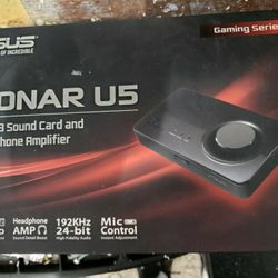 Sound card and headphone amplifier