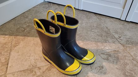 Kids boys rain boots size 13