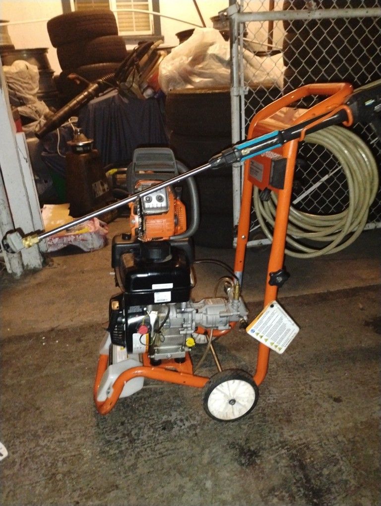 Huscavanas Tools