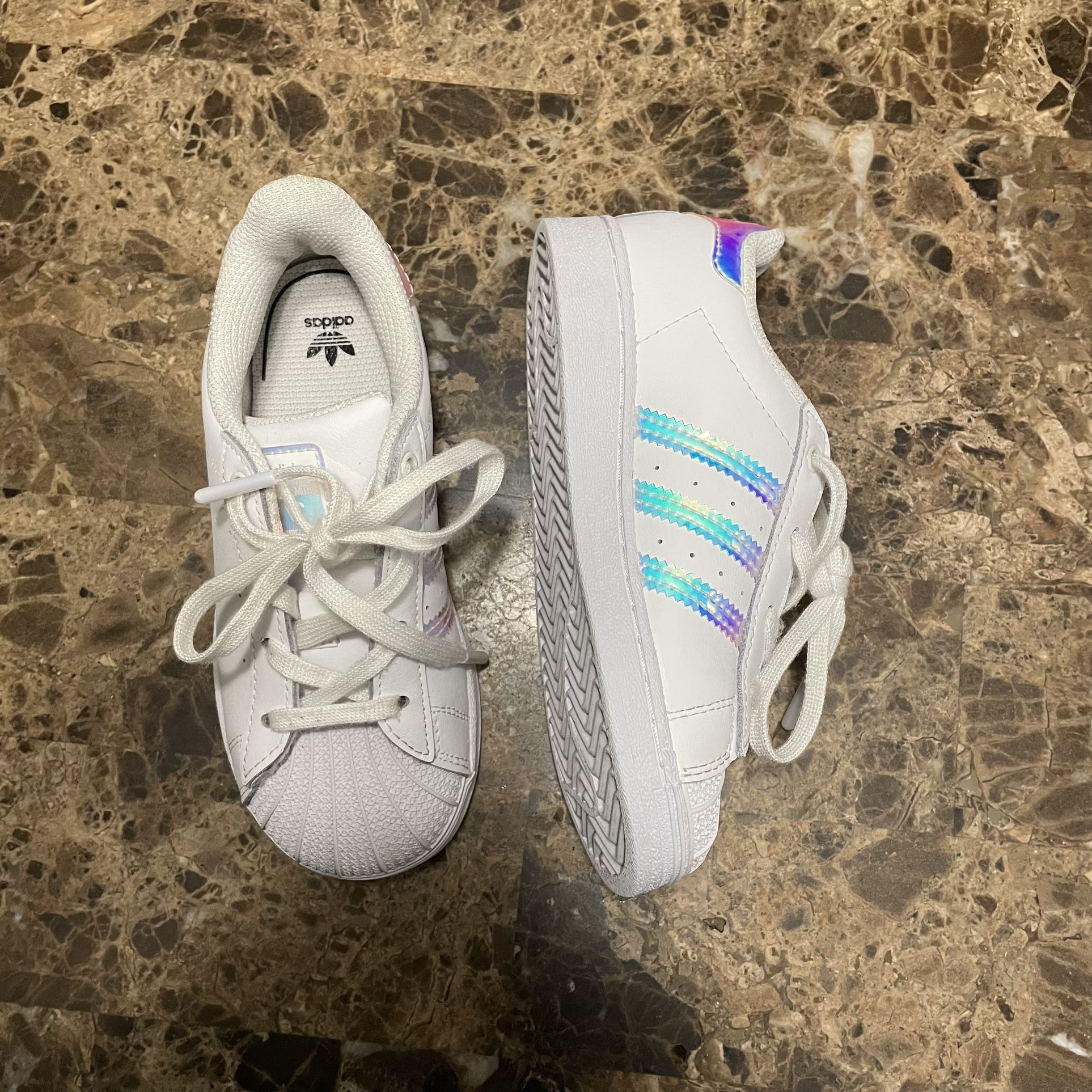 Adidas Superstar Low Size 10C