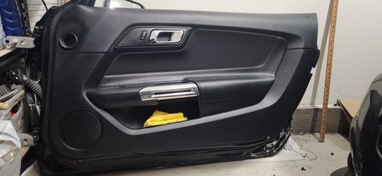 15'-2022' Mustang Interior Door Panel