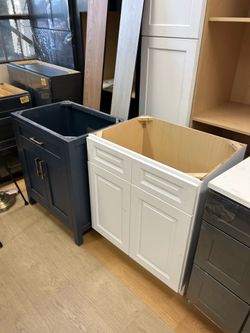VANITY SALE! Everything must go!