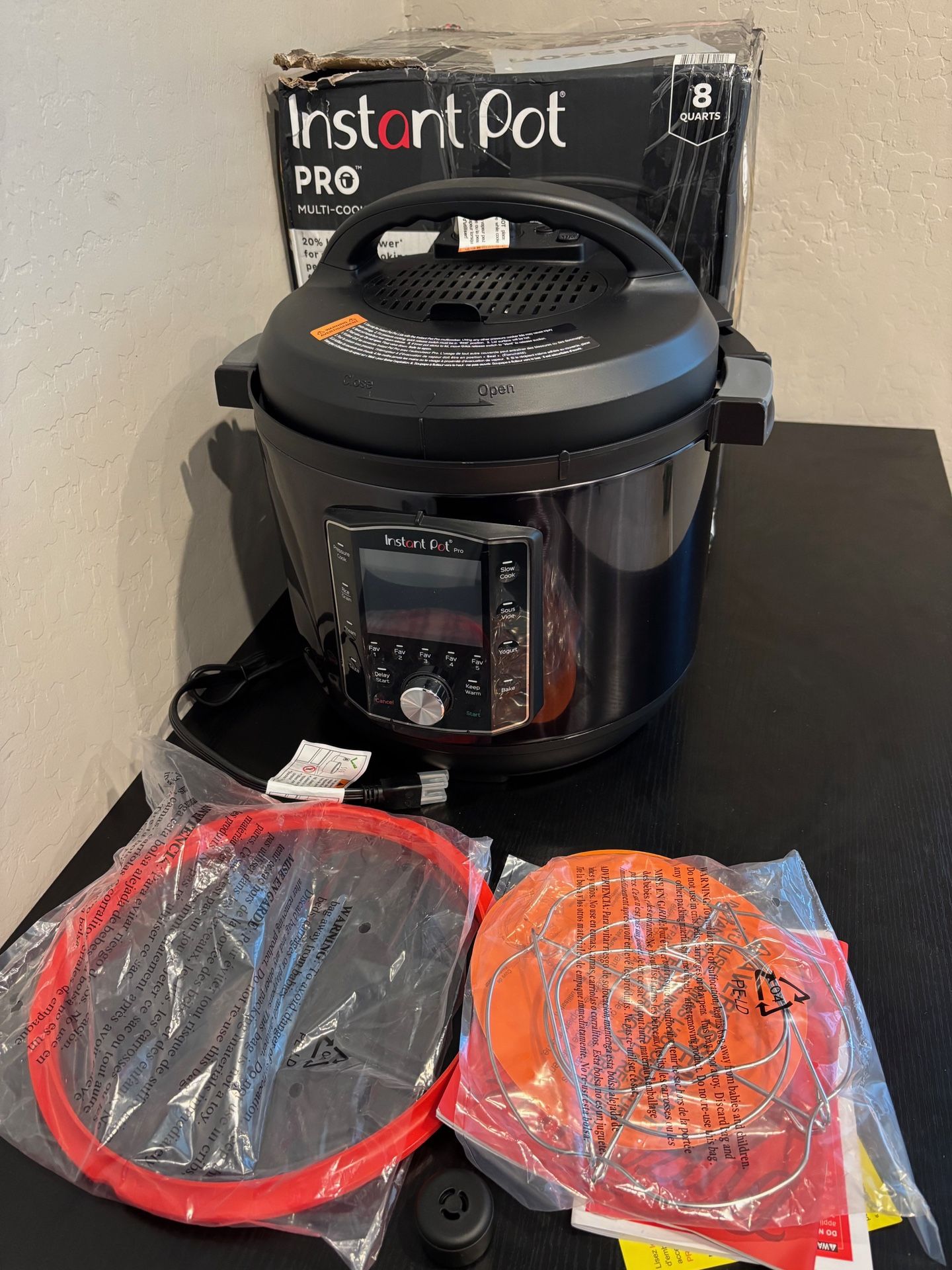 Instant Pot Pro (8 QT) 10-in-1 Pressure Cooker, Slow Cooker, Rice Cooker, Dented Open box item is new! Has dent! This Instant Pot Pro (8 QT) 10-in