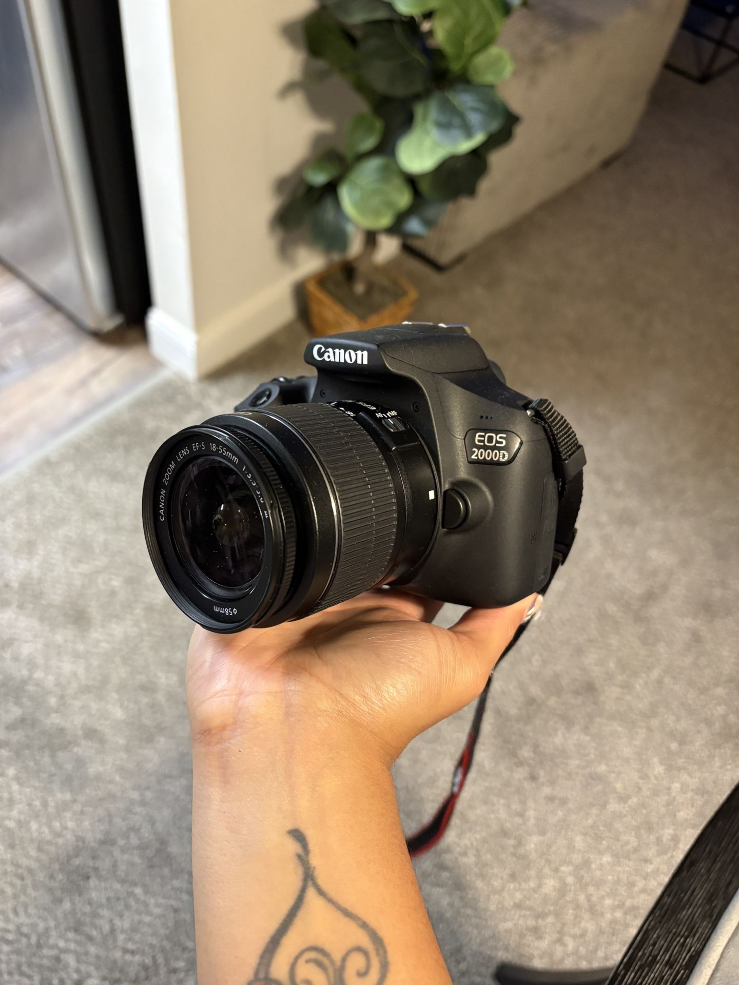 Canon EOS 200D Camera