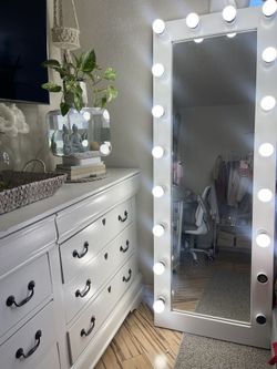 LED MIRROR