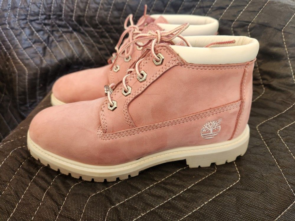 Timberland Boots Woman's size 7