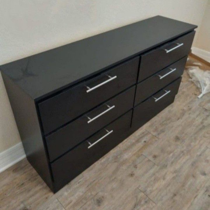 New Dresser// Black ⚫// Available In White , Gray 