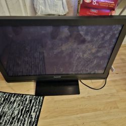 42  Panasonic TV 