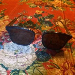 Gucci Square Tint Sunglasses 