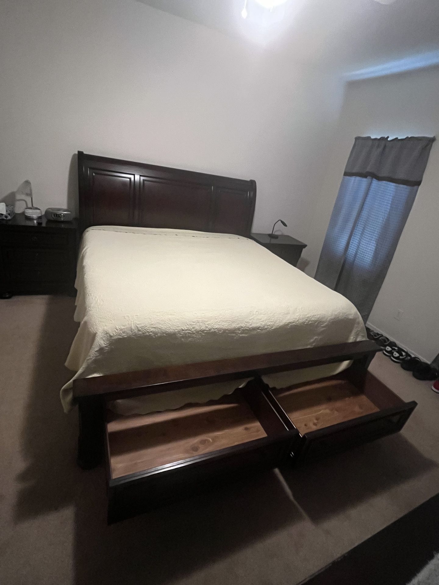 King Size Bed Room Set