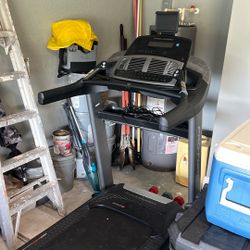 Treadmill   Pro  Form.   Mach’s 3