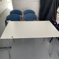 Small Office Table And Chairs MAKE AN OFFER