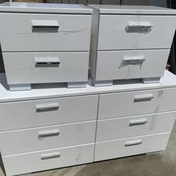 Dresser With Mirror And Nightstands