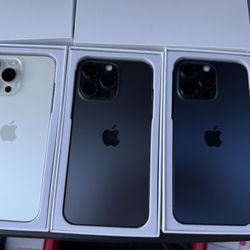 Apple Iphone 15 Pro Max 256GB  Unlocked Any Carrier