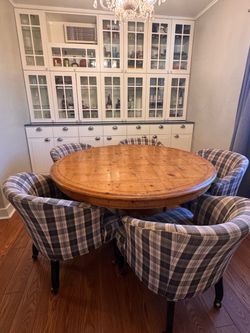 Round dining table and chairs