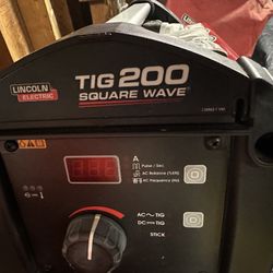 Lincoln Tig 200 