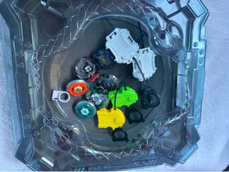 Beyblade Burst Evolution Shadow Snake Pit Battle Set