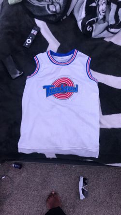 MIACHEL JORDAN JERSEY LOONEY TUNE TUNE SQAUD