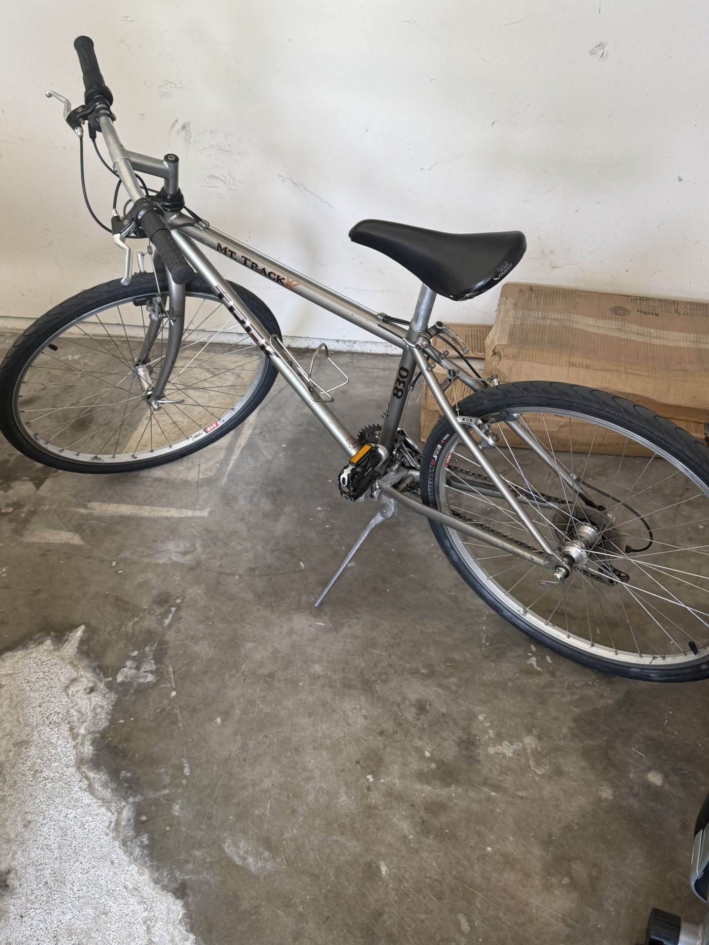 Trek Bike Mt Track 830