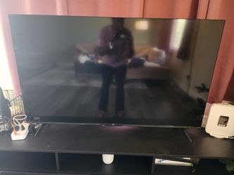 Flat-screen TV - TCL