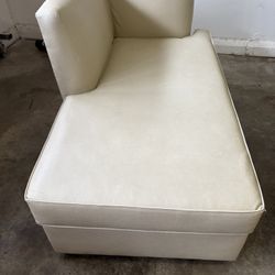 Loveseat Cream Leather