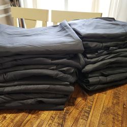 Round Tablecloths: Halloween, Parties, Weddings