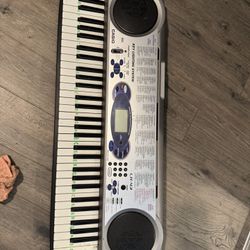 Casio Electric 61-key keyboard 