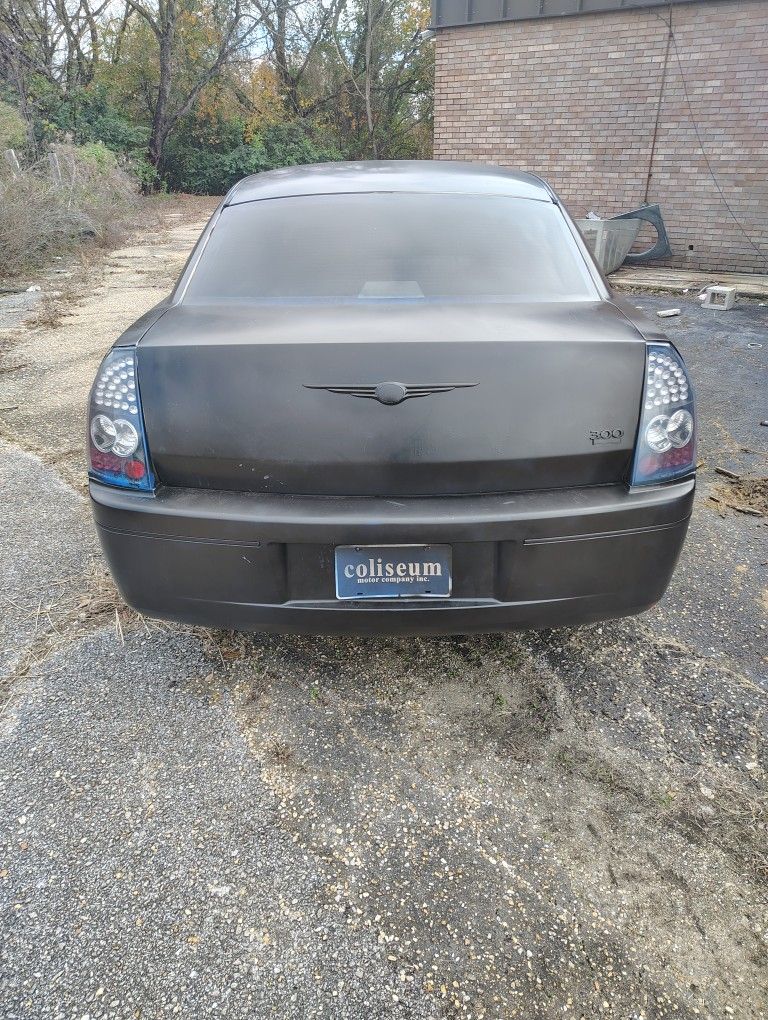 Crystler 300 Black 2006