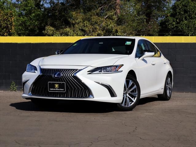 2021 Lexus ES 300h