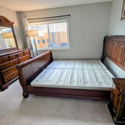 **SOLID WOOD-Mahogany-King Bedroom Set**