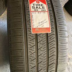 255/60/19 Pirelli 