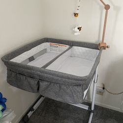 Baby Bassinet Bedside Sleeper For Twins