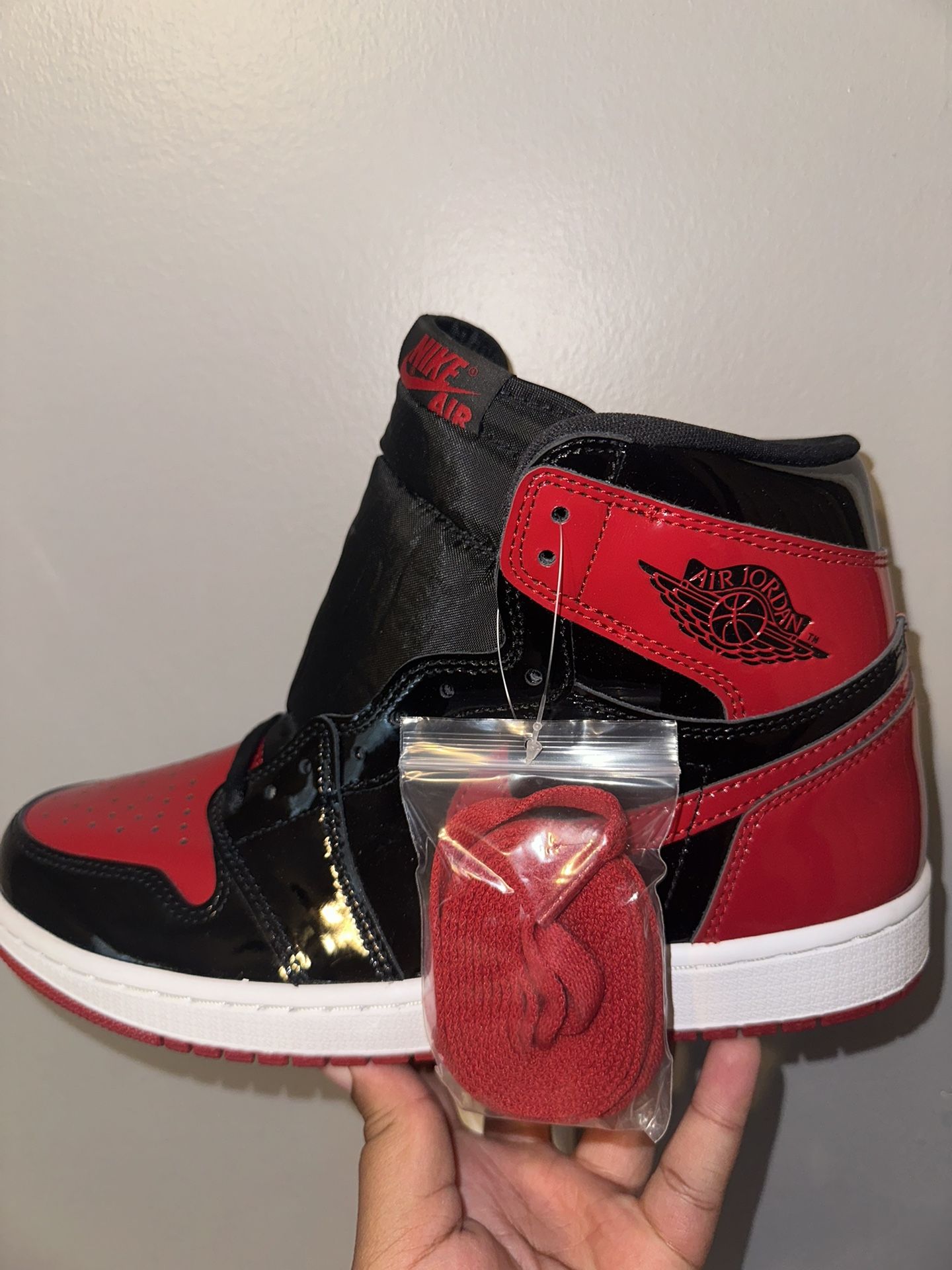 Jordan Retro 1 Patent Bred