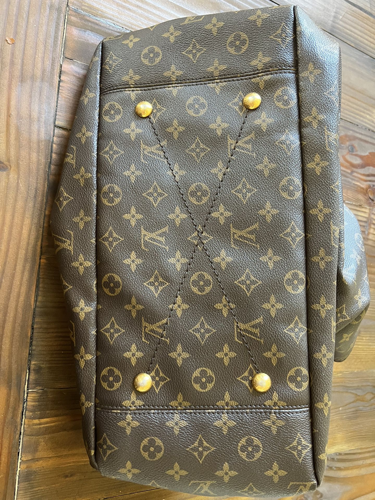 Louis Vuitton Artsy Bag for Sale in West Covina, CA - OfferUp