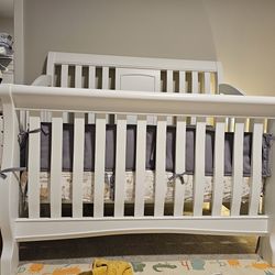 Clean Baby Wooden Crib