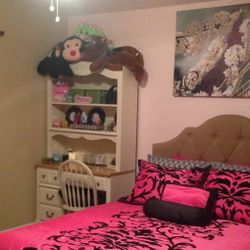Cream Color Girls/Teens Dresser & Desk Hutch