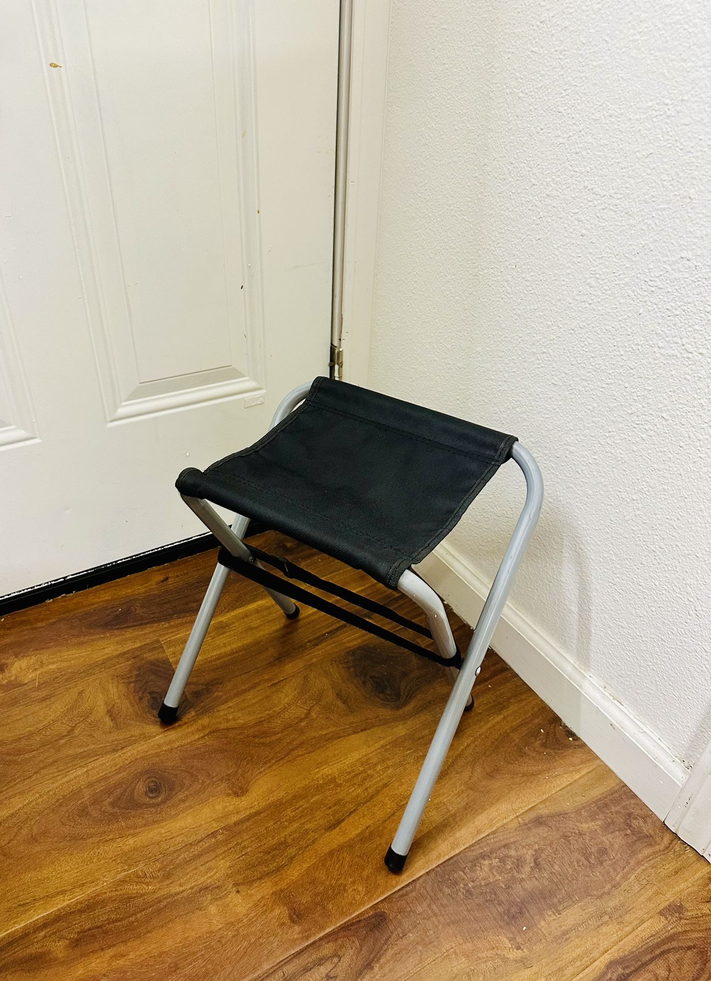 Small Foldable Portable Stool Chair Stool Suitable for Camping Fishing