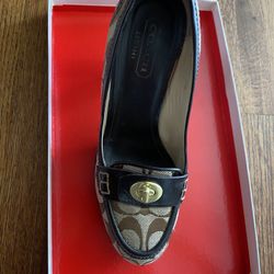 Really Comfortable Shoes Heels Coach 