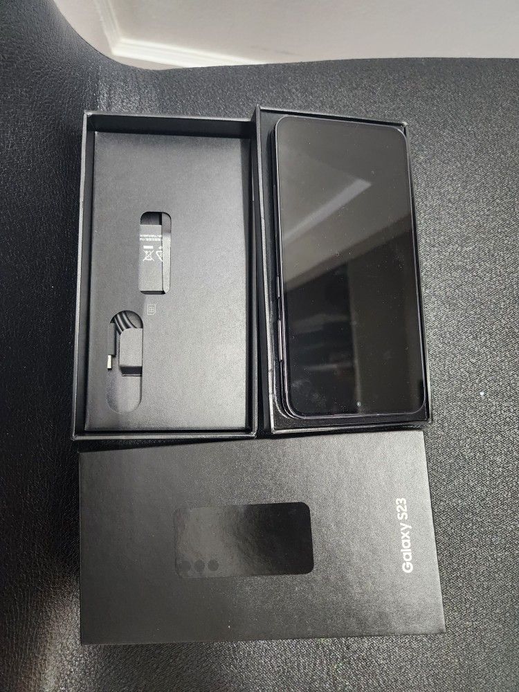 Brand New Samsung S23 128 MB AT&T Locked