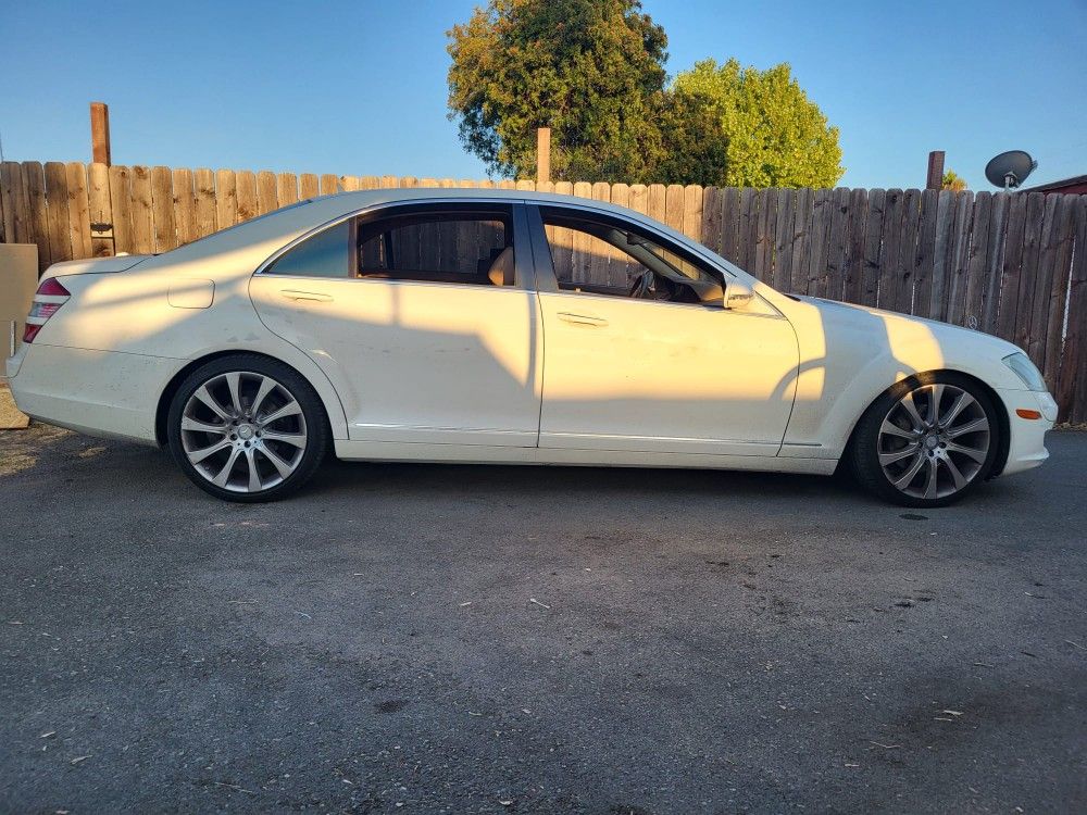 2007 Mercedes-Benz S-Class