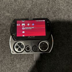 PSP GO