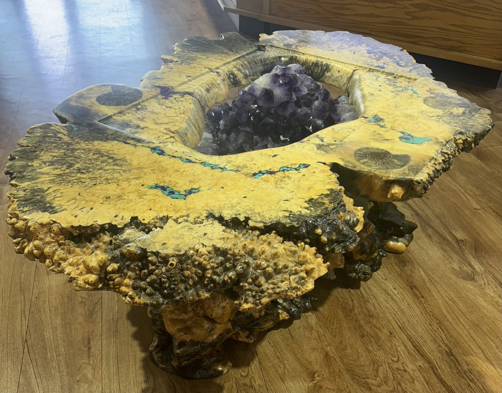 Amethyst Table