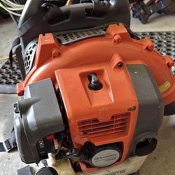 Husqvarna 150BT 270 MPH/765 CFM 51cc Gas Backpack Leaf Blower very Powerful