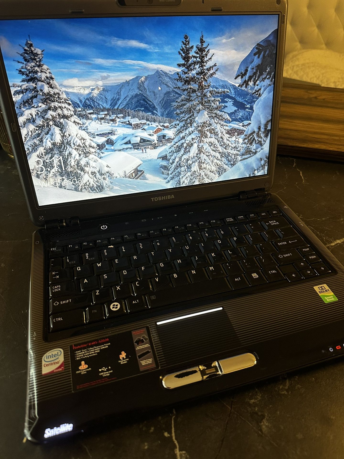 Toshiba Satellite U405-S2826 Laptop - Intel Core 2 Duo, 3GB RAM, 250GB HDD (Works Great!)