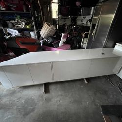 Dresser/ TV Stand 