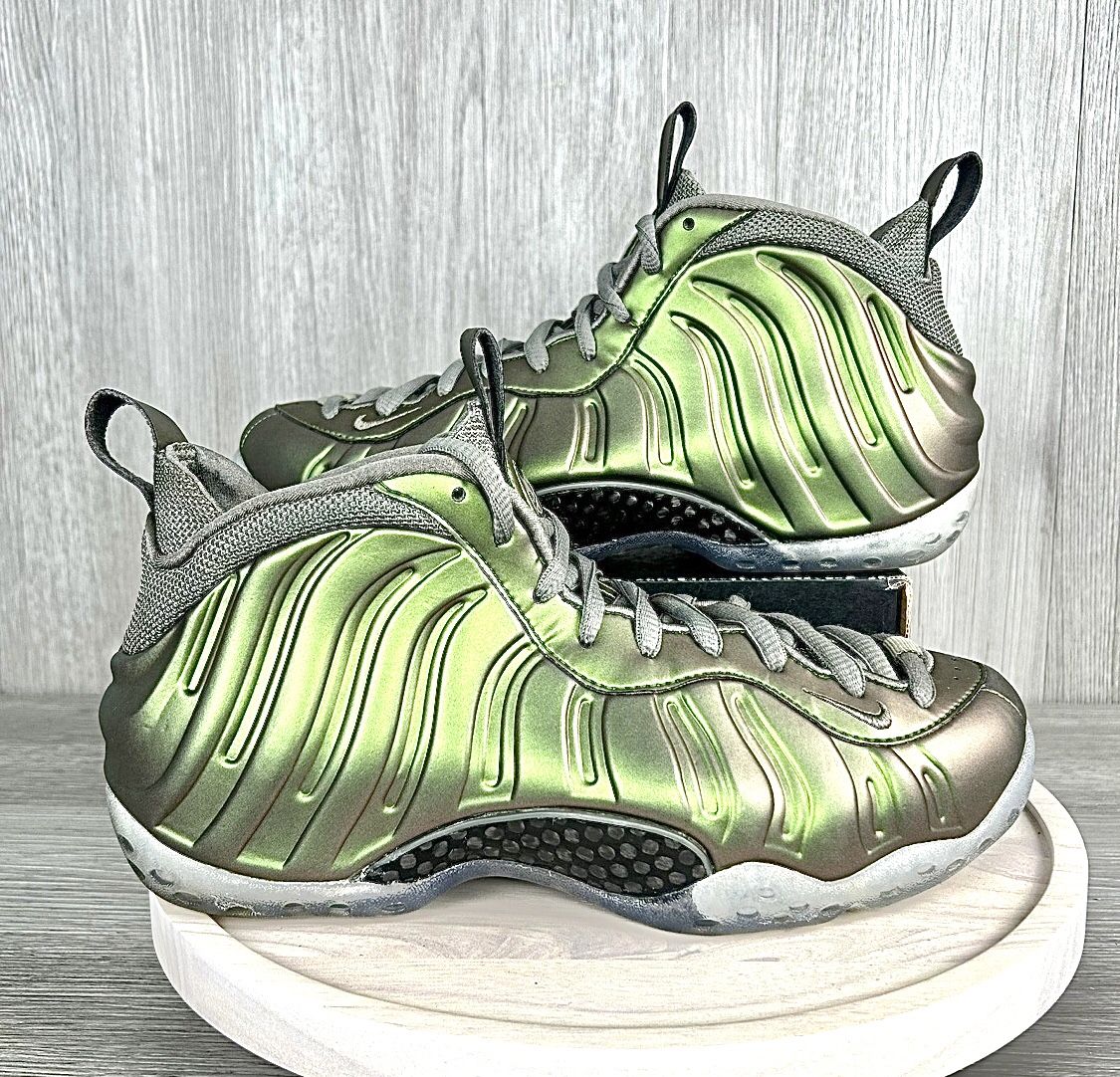 Nike Air Foamposite One Iridescent Dark Stucco AA3963 001 Sneakers