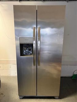 Frigidaire 22 Cu. Ft. 33" Standard-Depth Side-by-Side Refrigerator