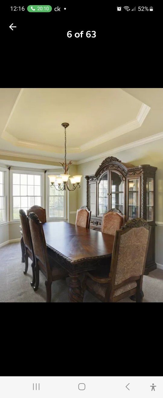 Formal Dining Table & 8 Chairs